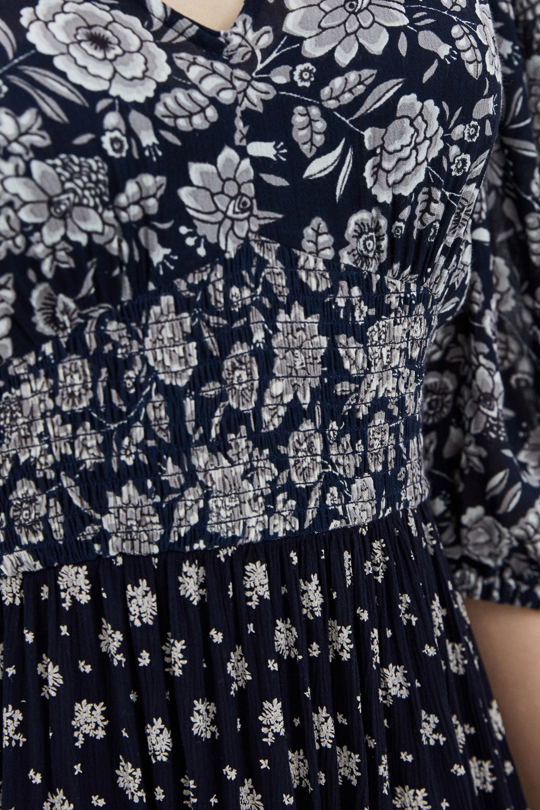 Платье (арт. baon B450032), размер XXL, цвет dark navy printed#синий Платье (арт. baon B450032) - фото 3